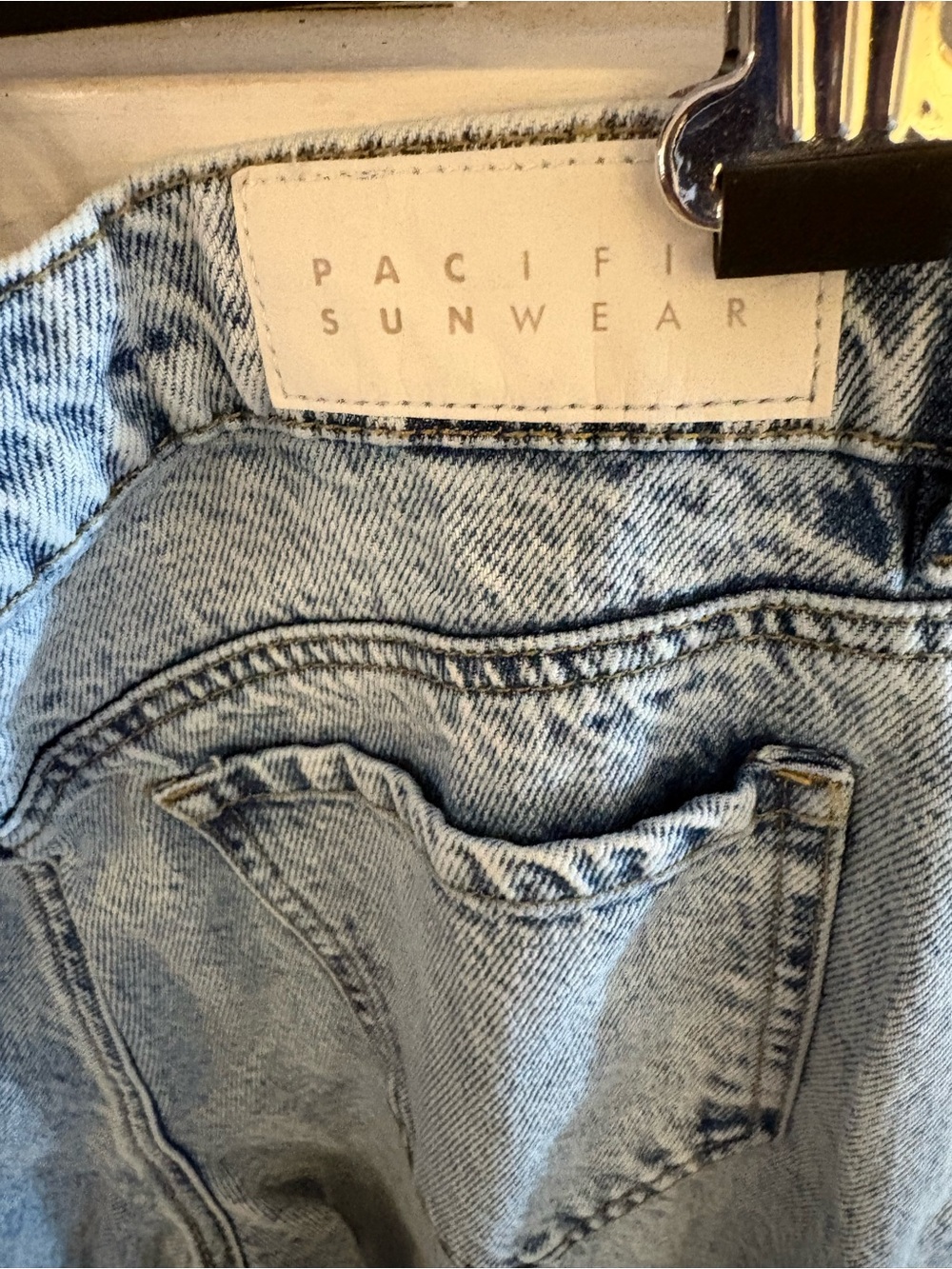 PacSun Women’s High-Rise Light Blue Straight Jeans - Picture 3 of 6